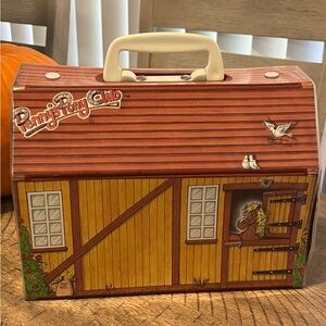 Penny Pony Club Toy Barn